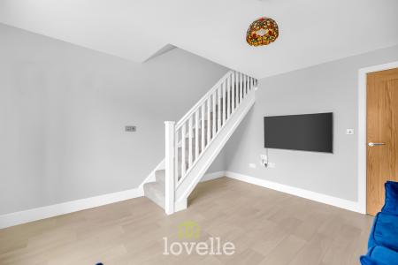 2 bedroom Semi-detached house for sale in Harewood Way, Kings Grove, Grimsby, DN32