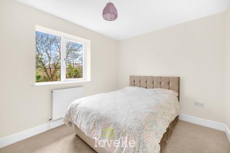 2 bedroom Semi-detached house for sale in Harewood Way, Kings Grove, Grimsby, DN32