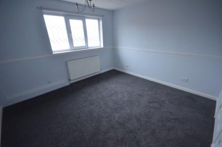 3 bedroom Terraced House to let in Saltergate, Grimsby, DN37