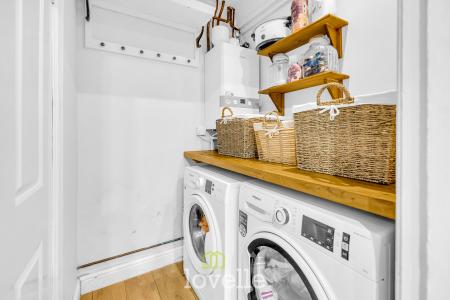 2 bedroom Terraced House for sale in Fairmont Road, Grimsby, DN32