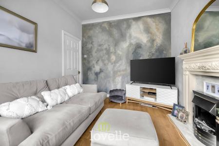 2 bedroom Terraced House for sale in Fairmont Road, Grimsby, DN32