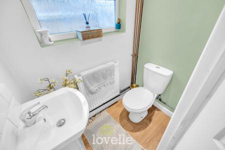 2 bedroom Terraced House for sale in Fairmont Road, Grimsby, DN32