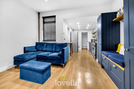 2 bedroom Terraced House for sale in Fairmont Road, Grimsby, DN32