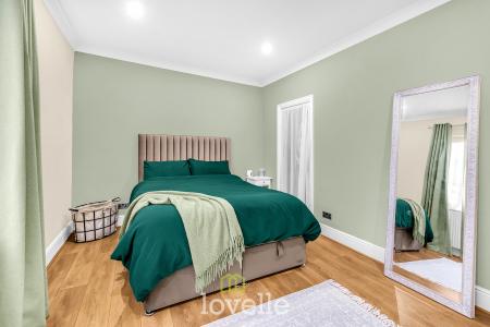 2 bedroom Terraced House for sale in Fairmont Road, Grimsby, DN32