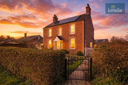 3 bedroom Detached house for sale in Mill Lane, Legbourne, LN11