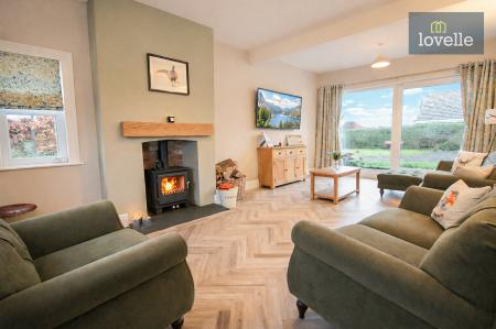 3 bedroom Detached house for sale in Mill Lane, Legbourne, LN11