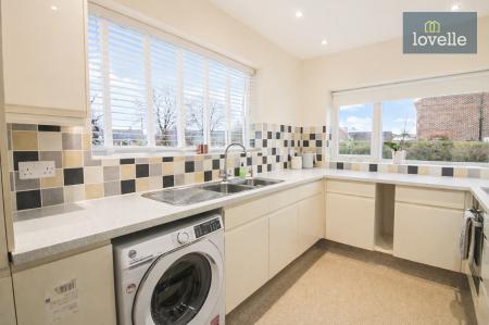 3 bedroom Detached house for sale in Mill Lane, Legbourne, LN11