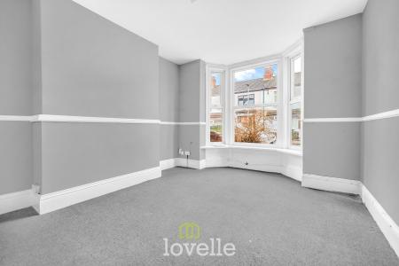 3 bedroom Terraced House for sale in Legsby Avenue, Grimsby, DN32