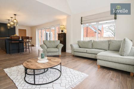 4 bedroom Detached house for sale in Roman Way, Louth, LN11