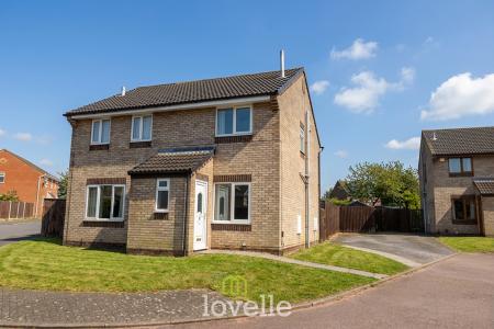 2 bedroom Semi-detached house for sale in Orion Way, Grimsby, DN34