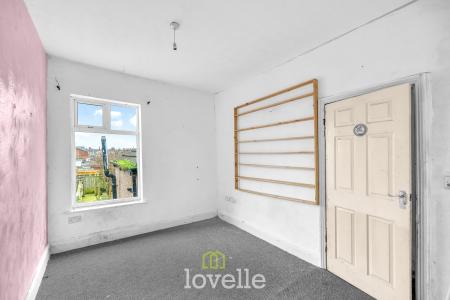 2 bedroom Terraced House for sale in Rutland Street, Grimsby, DN32