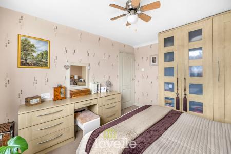 2 bedroom Semi-detached house for sale in Ashby Close, Willows, Grimsby, DN37