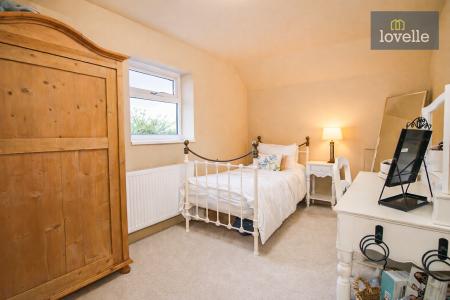 3 bedroom Semi-detached house for sale in Laburnum Crescent, Louth, LN11