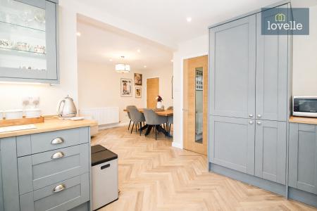 3 bedroom Semi-detached house for sale in Laburnum Crescent, Louth, LN11