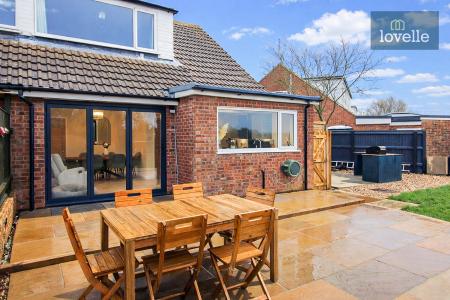 3 bedroom Semi-detached house for sale in Laburnum Crescent, Louth, LN11