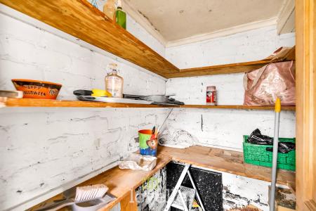 2 bedroom End of terrace house for sale in Grafton Street, Grimsby, DN32