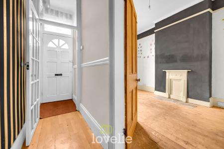 2 bedroom End of terrace house for sale in Grafton Street, Grimsby, DN32