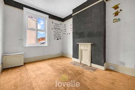 2 bedroom End of terrace house for sale in Grafton Street, Grimsby, DN32