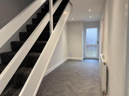 3 bedroom Terraced House to let in Saltergate, Grimsby, DN37