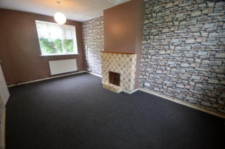 2 bedroom Terraced House to let in Winthorpe Road, Grimsby, DN33