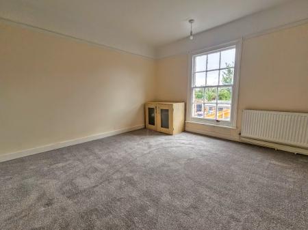 2 bedroom Terraced House for sale in St Michaels Road, Louth, LN11