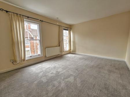 2 bedroom Terraced House for sale in St Michaels Road, Louth, LN11