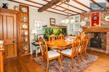 5 bedroom Semi-detached house for sale in Pump Lane, Saltfleet, LN11