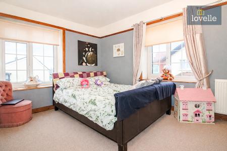 5 bedroom Semi-detached house for sale in Pump Lane, Saltfleet, LN11