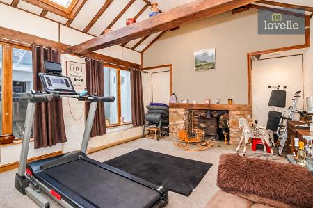 5 bedroom Semi-detached house for sale in Pump Lane, Saltfleet, LN11