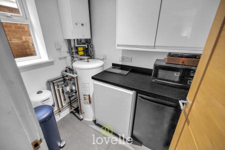 3 bedroom Detached house for sale in Caistor Road, Laceby, DN37