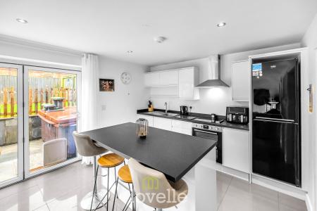 3 bedroom Detached house for sale in Caistor Road, Laceby, DN37