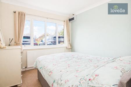 4 bedroom Detached house for sale in Conisholme Road, North Somercotes, LN11