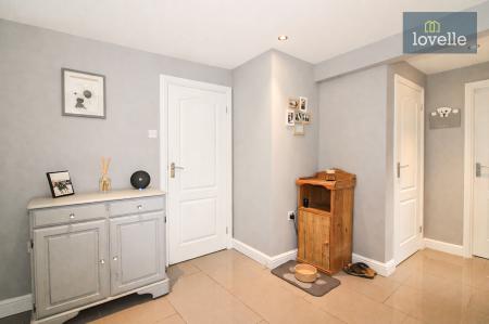 4 bedroom Detached house for sale in Conisholme Road, North Somercotes, LN11