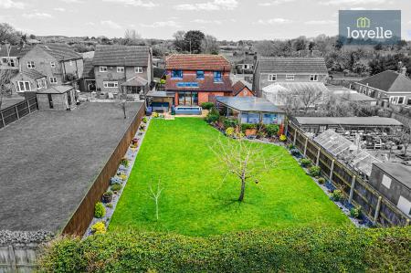 4 bedroom Detached house for sale in Conisholme Road, North Somercotes, LN11