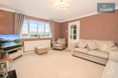 4 bedroom Detached house for sale in Conisholme Road, North Somercotes, LN11