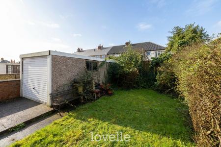 3 bedroom Semi-detached house for sale in Yarborough Road, Grimsby, DN34