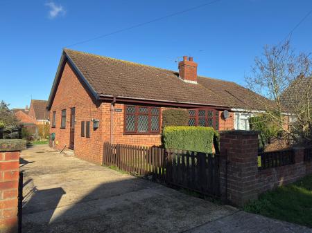 2 bedroom Semi-detached house for sale in Pump Lane, Saltfleet, LN11