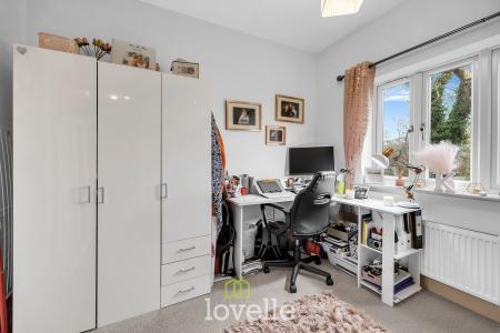 4 bedroom Detached house for sale in Mayfields Court, Stallingborough, DN41