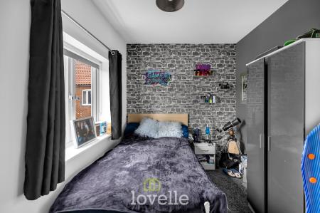 4 bedroom Detached house for sale in Mayfields Court, Stallingborough, DN41