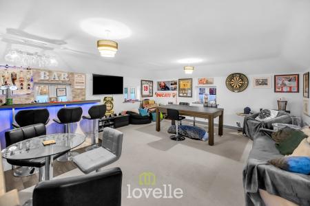 4 bedroom Detached house for sale in Mayfields Court, Stallingborough, DN41