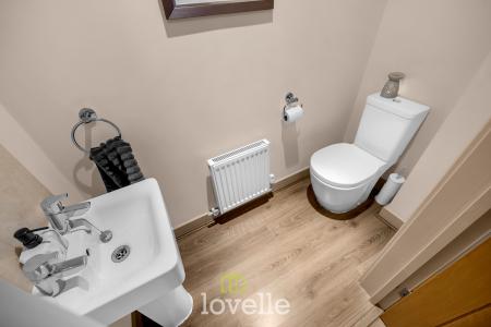 4 bedroom Detached house for sale in Mayfields Court, Stallingborough, DN41