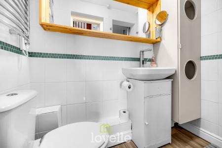 1 bedroom Apartment for sale in Victoria Wharf, Grimsby, DN31