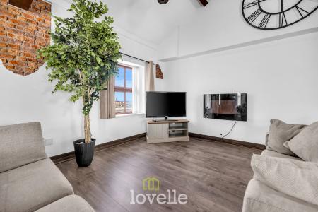 1 bedroom Apartment for sale in Victoria Wharf, Grimsby, DN31