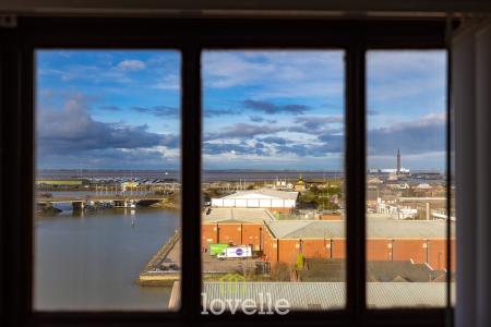 1 bedroom Apartment for sale in Victoria Wharf, Grimsby, DN31