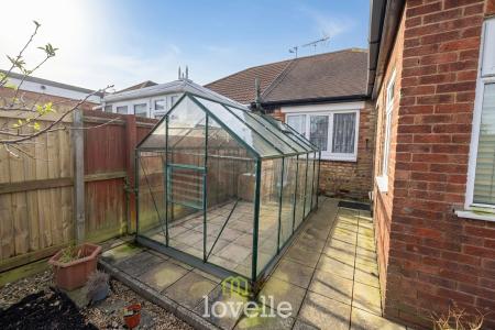 2 bedroom Semi-detached bungalow for sale in Crowland Avenue, Grimsby, DN34