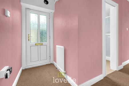 2 bedroom Semi-detached bungalow for sale in Crowland Avenue, Grimsby, DN34