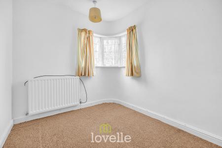 2 bedroom Semi-detached bungalow for sale in Crowland Avenue, Grimsby, DN34