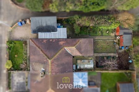 2 bedroom Semi-detached bungalow for sale in Crowland Avenue, Grimsby, DN34