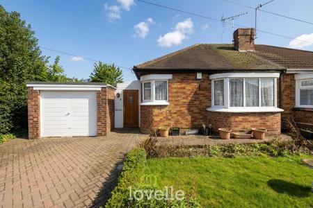 2 bedroom Semi-detached bungalow for sale in Crowland Avenue, Grimsby, DN34
