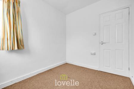 2 bedroom Semi-detached bungalow for sale in Crowland Avenue, Grimsby, DN34